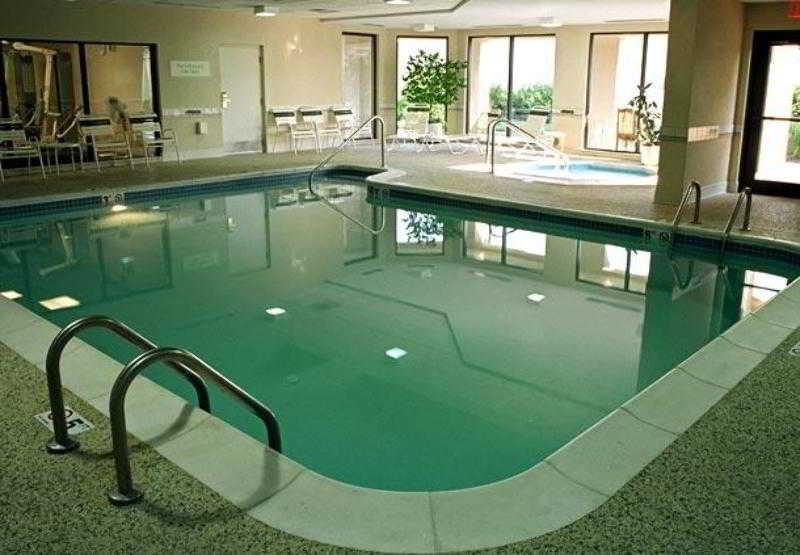 Courtyard By Marriott Cleveland Willoughby Hotel Faciliteiten foto