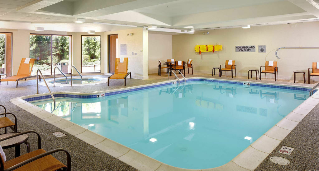 Courtyard By Marriott Cleveland Willoughby Hotel Faciliteiten foto